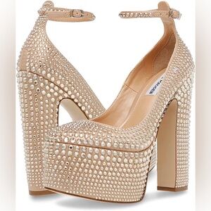 NWOB Steve Madden Skyrise Ankle Strap Platform Rhinestone Heel size 8